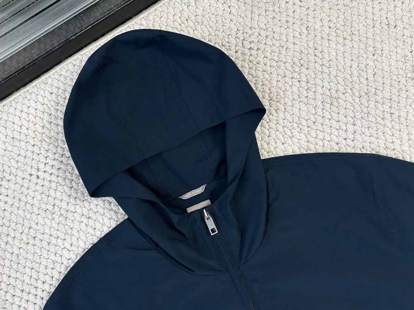 Dior Windbreaker with Dior Montaigne Embroidery (Deep Blue) — ビュー 6