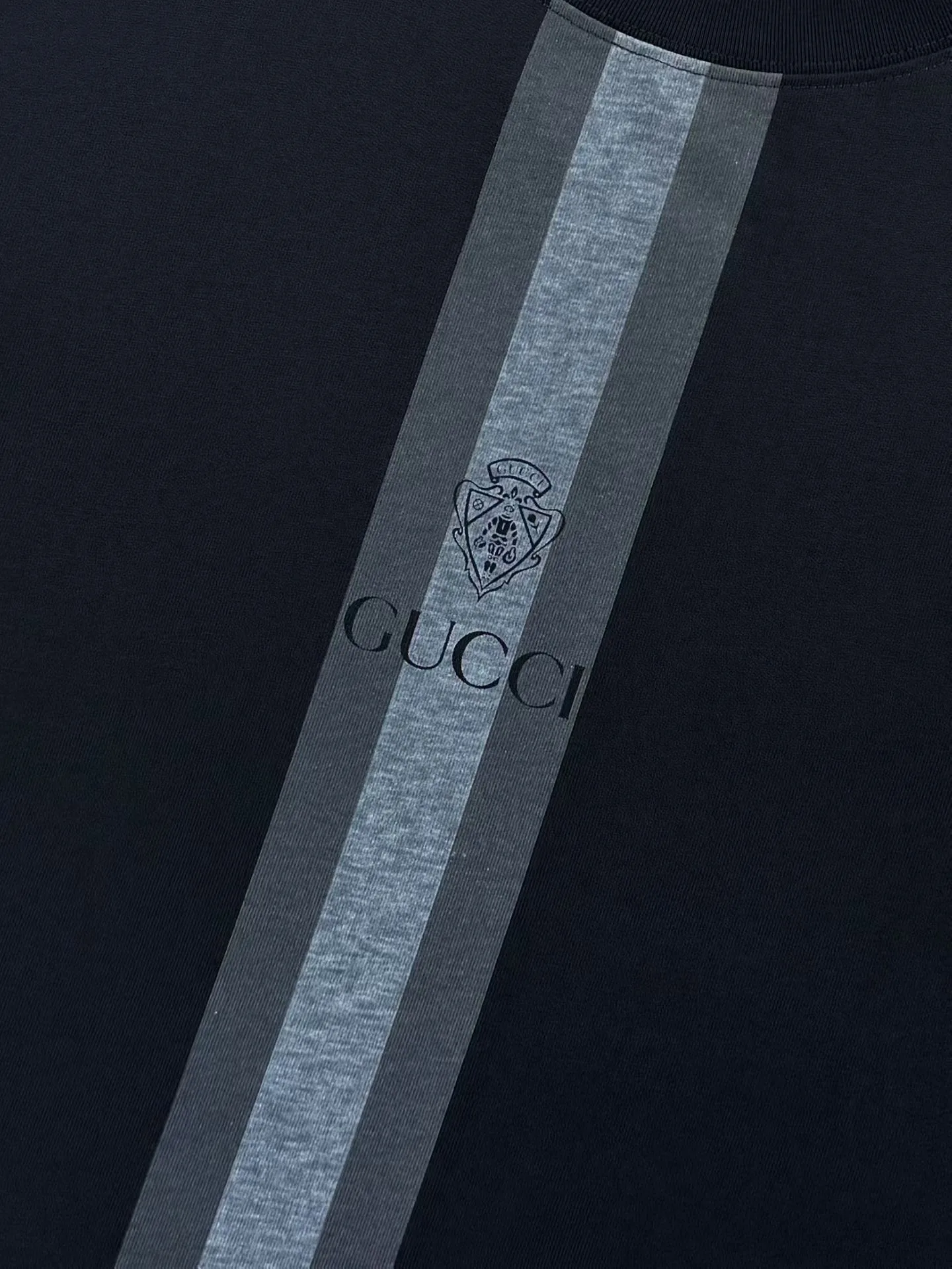 Gucci Cotton T-shirt with muted Web (Black) — ビュー 3