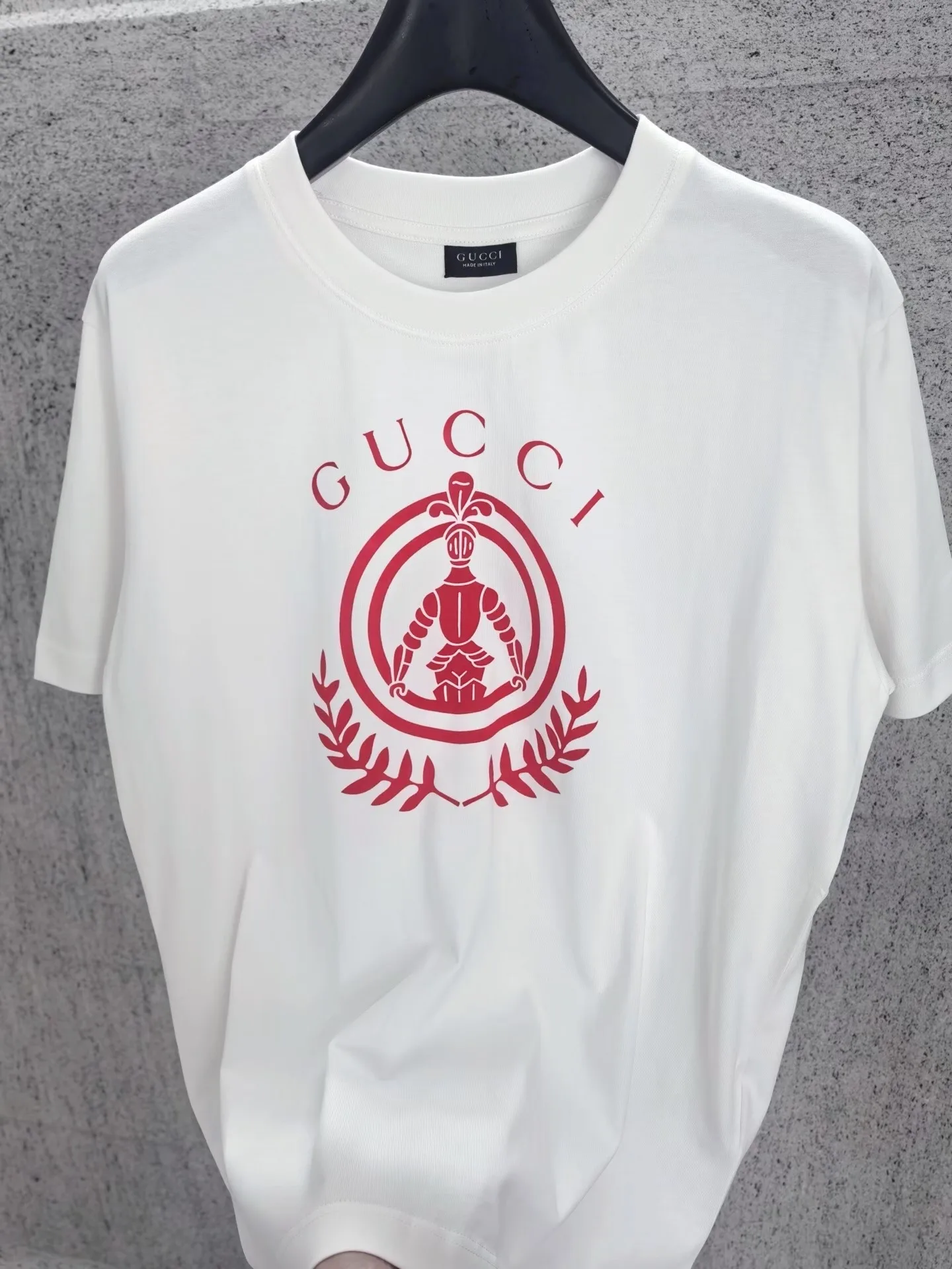 Gucci Crest T Shirt (White/Red)