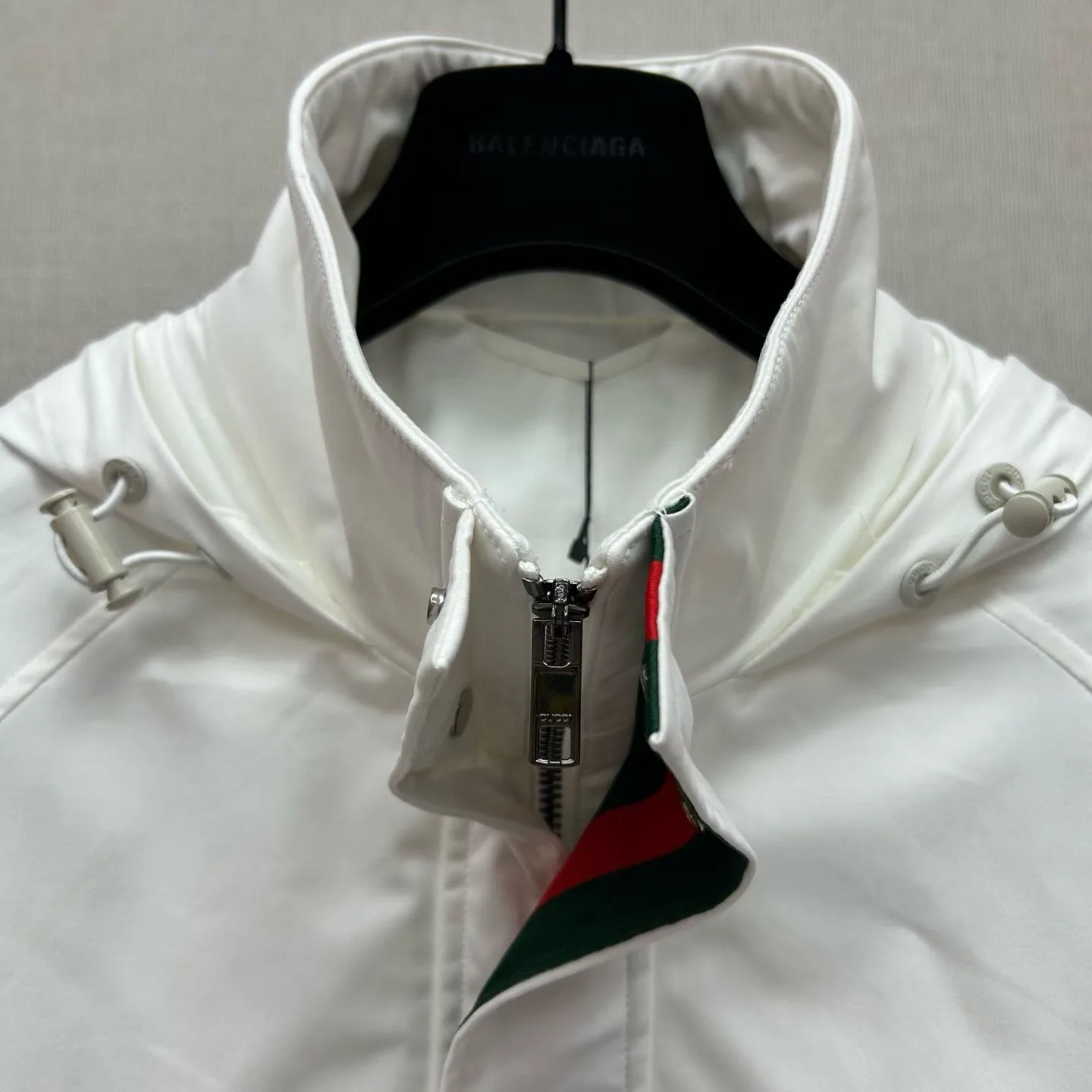 Gucci Hooded Jacket (White) — ビュー 3