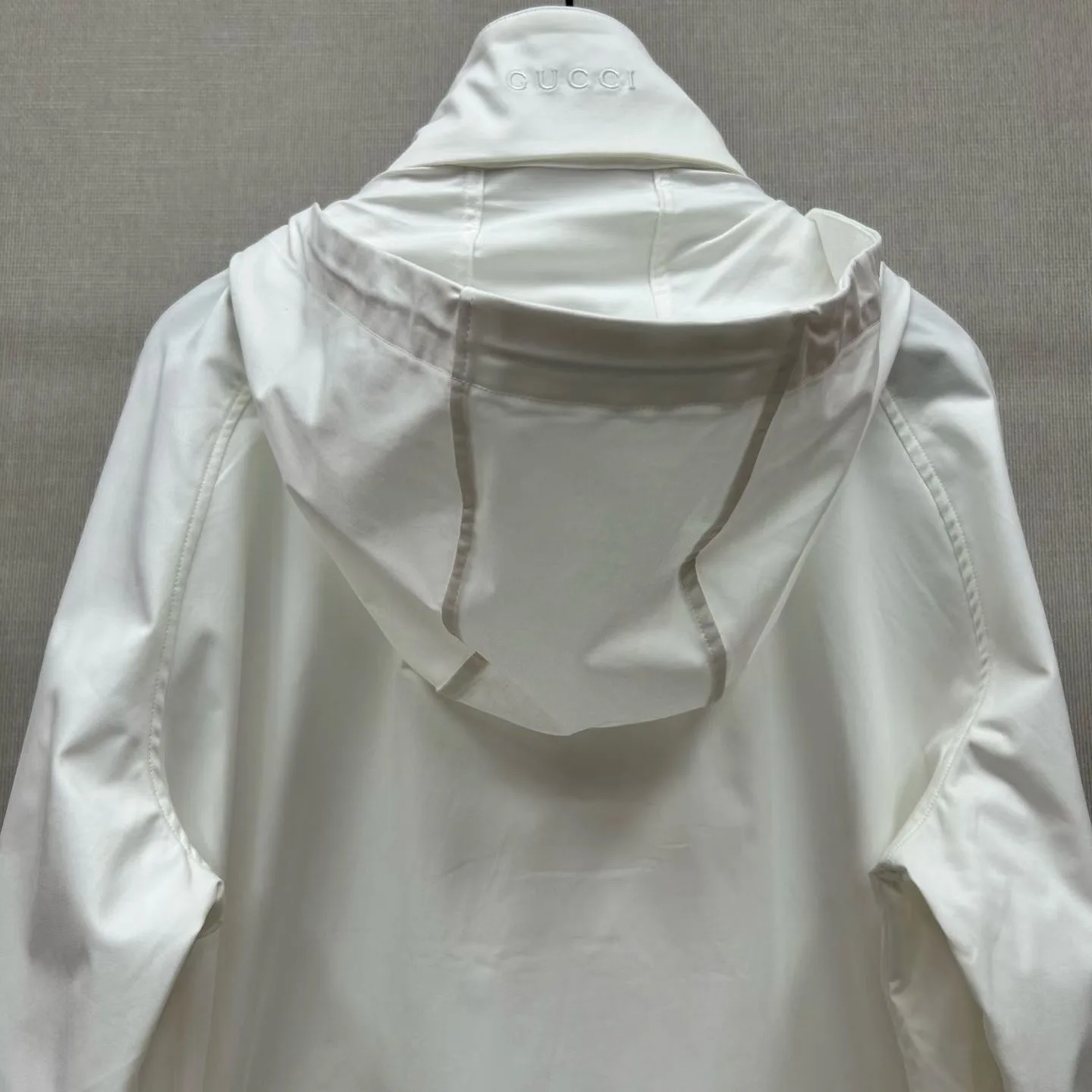 Gucci Hooded Jacket (White) — ビュー 4