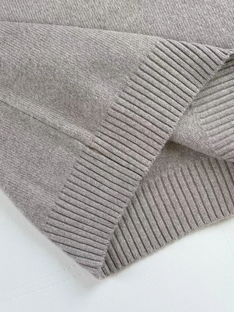 Hermès "Ancre en H" Crewneck Sweater (Grey) — ビュー 2