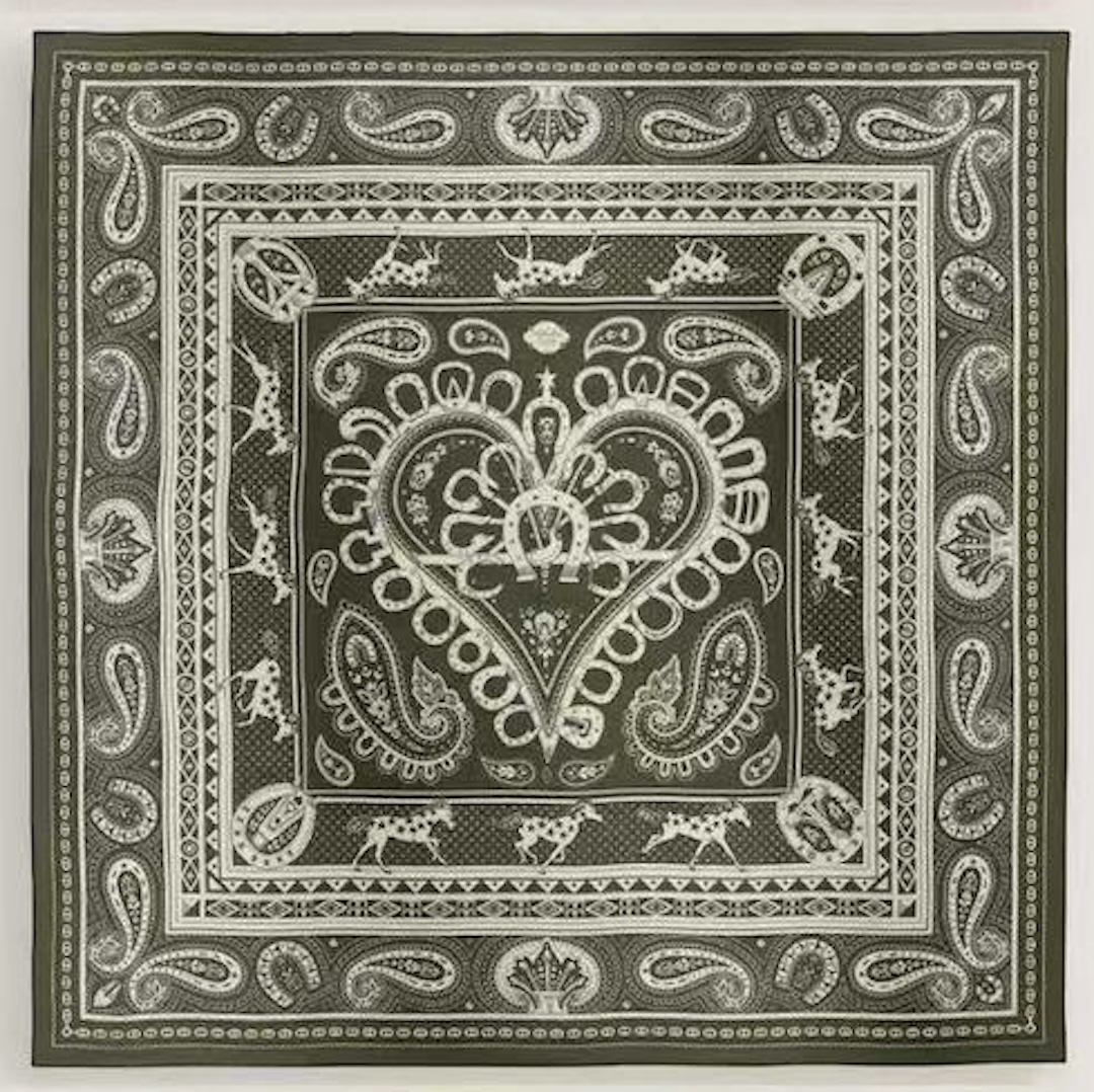 Cheval de Coeur Bandana Shawl 140 — view 6