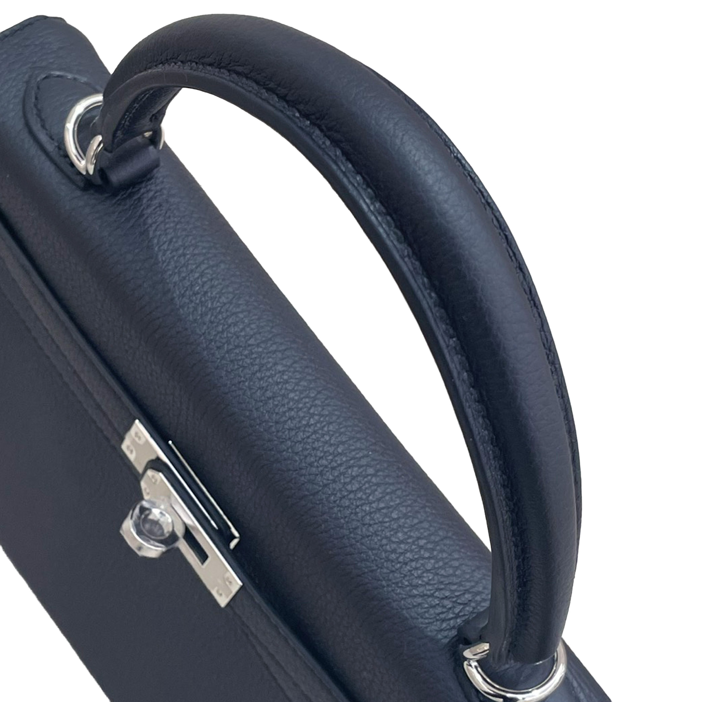 Hermès Kelly 25 Togo (Germany) Noir (89) Palladium — view 3