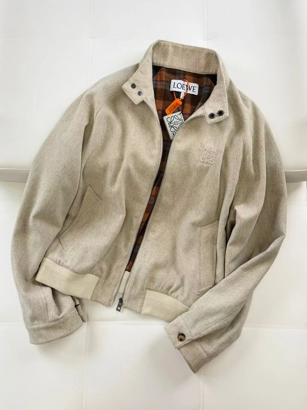 Loewe Bomber Jacket (Neutral) — ビュー 2
