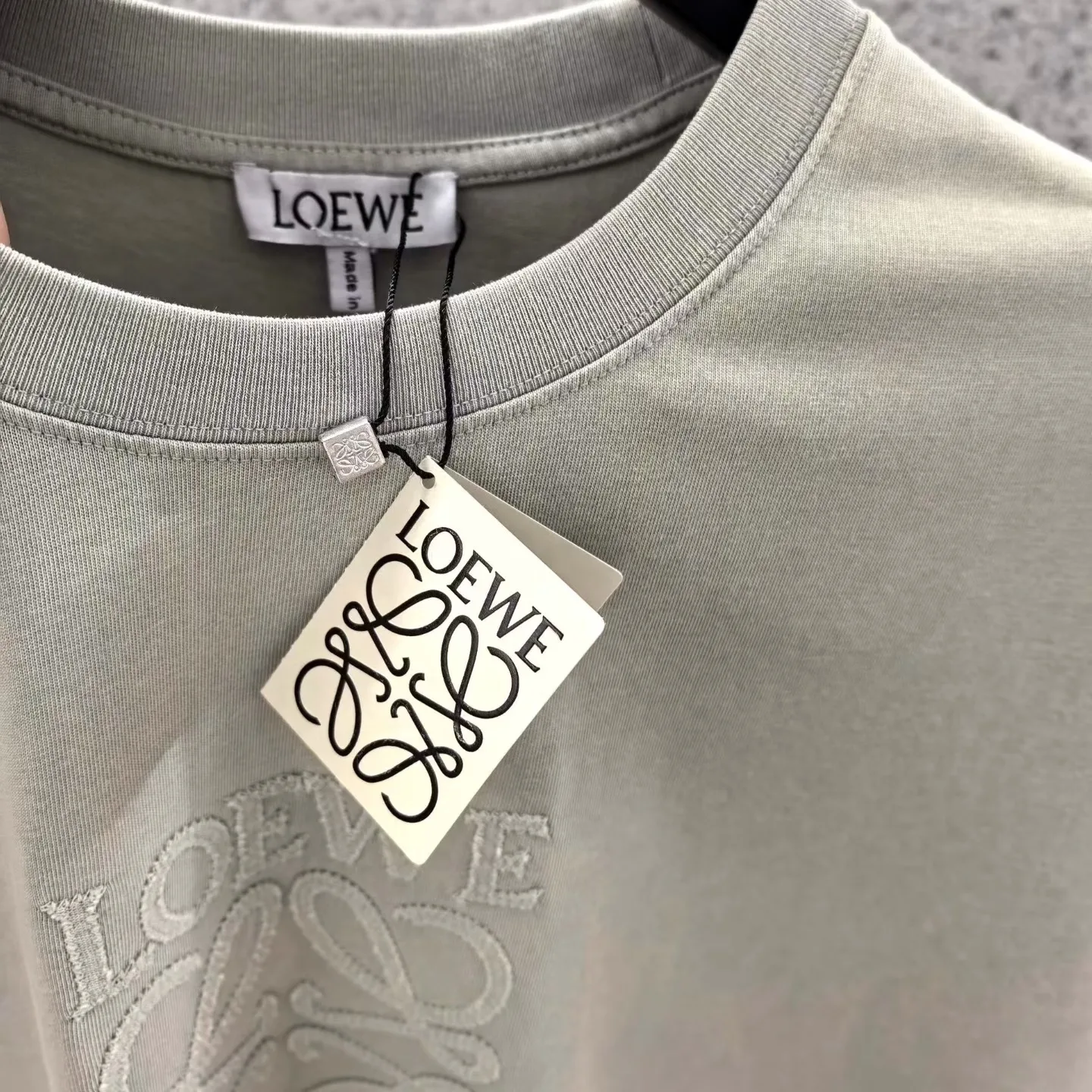 Loewe Embroidered Relaxed Fit T-Shirt (Olive) — ビュー 3