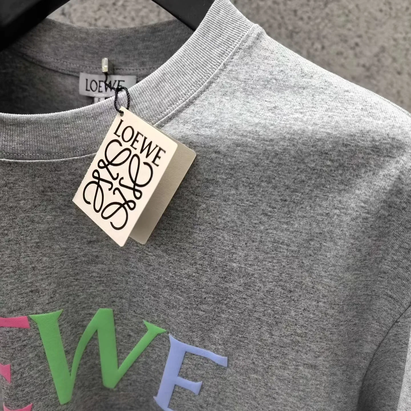 Loewe Graphic Rainbow T-Shirt (Grey) — ビュー 4