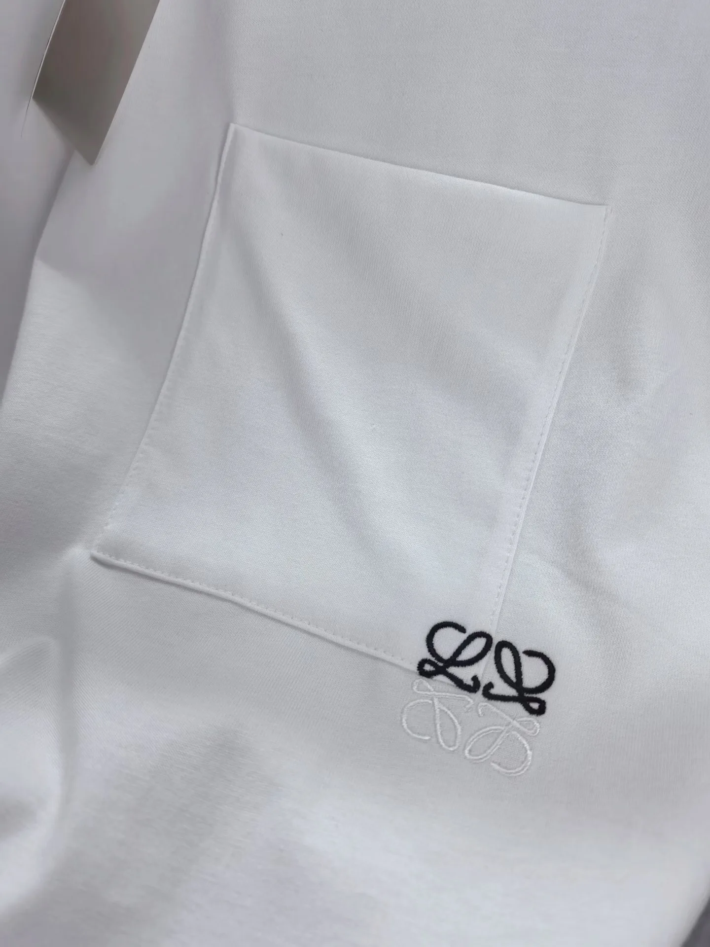 Loewe Relaxed Fit T-Shirt in Cotton (White) — 圖 4
