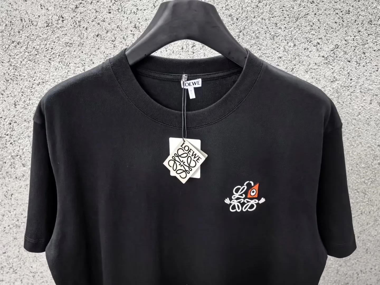 Loewe x Louis Wain Anagram cotton jersey T-shirt (Black) — ビュー 2