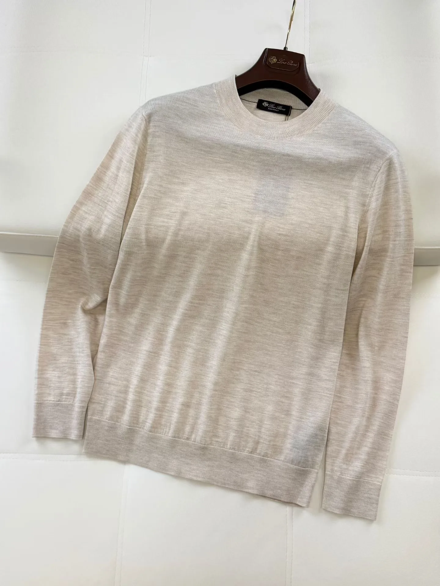 LP Crewneck Slim Fit Knit Sweater (Beige) — ビュー 6
