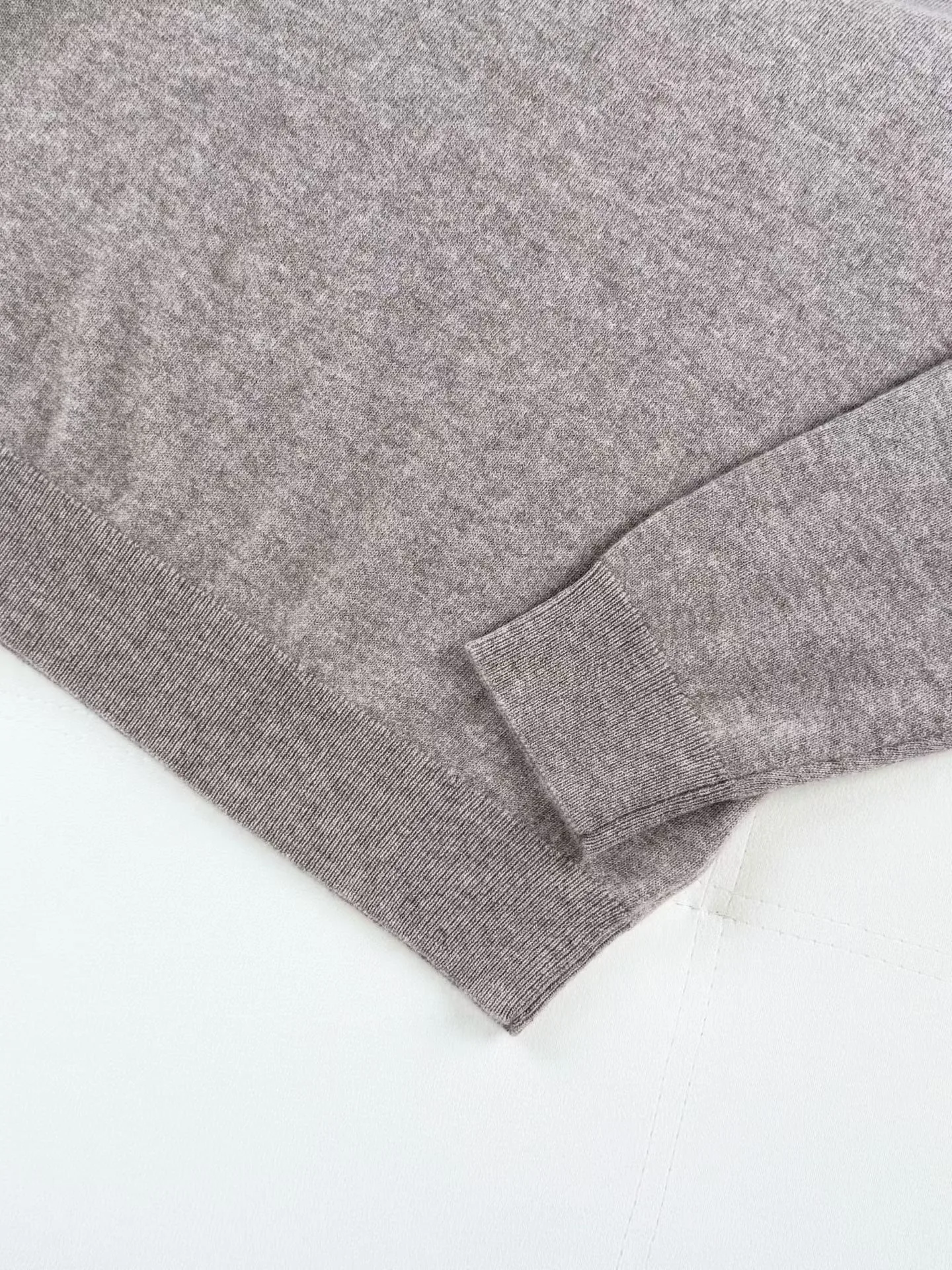 LP Crewneck Wool Knit Sweater (Beige) — ビュー 6