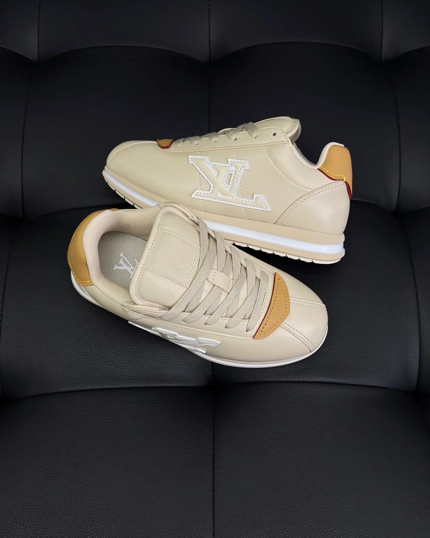 LV BUTTERSOFT Sneaker (Beige/Brown) — ビュー 6