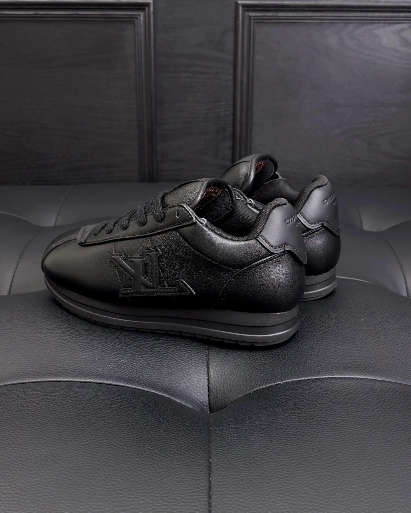 LV BUTTERSOFT Sneaker (Black) — ビュー 7