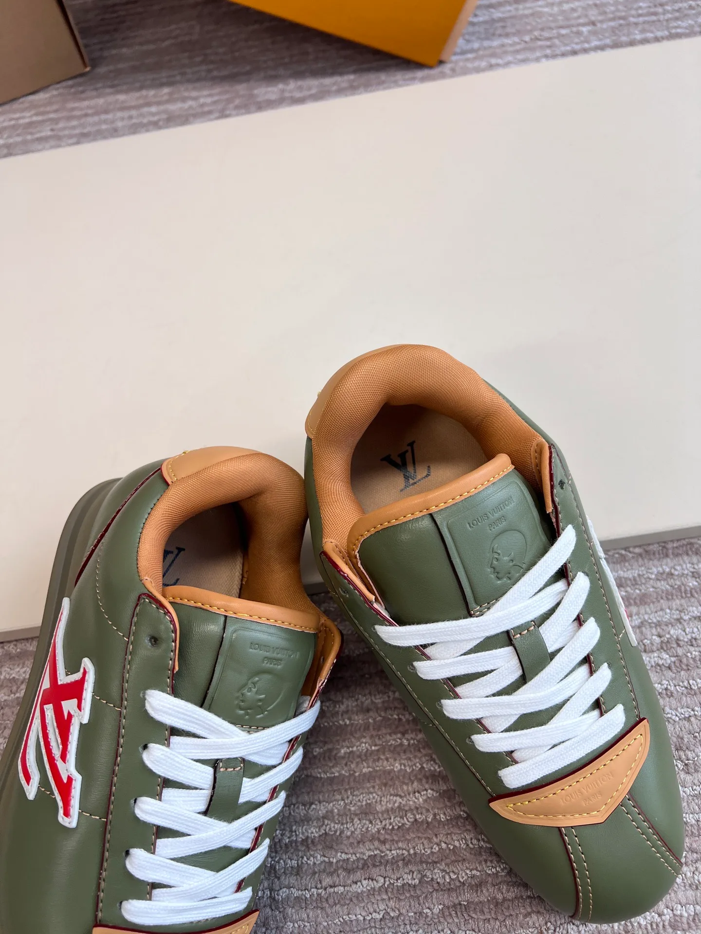 LV BUTTERSOFT Sneaker (Green) — ビュー 7