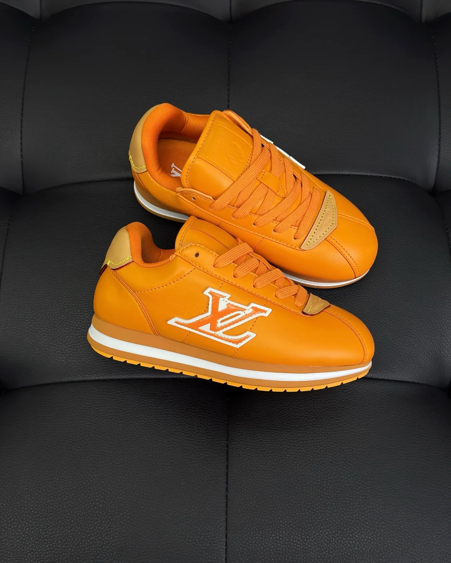 LV BUTTERSOFT Sneaker (Orange/White) — ビュー 4
