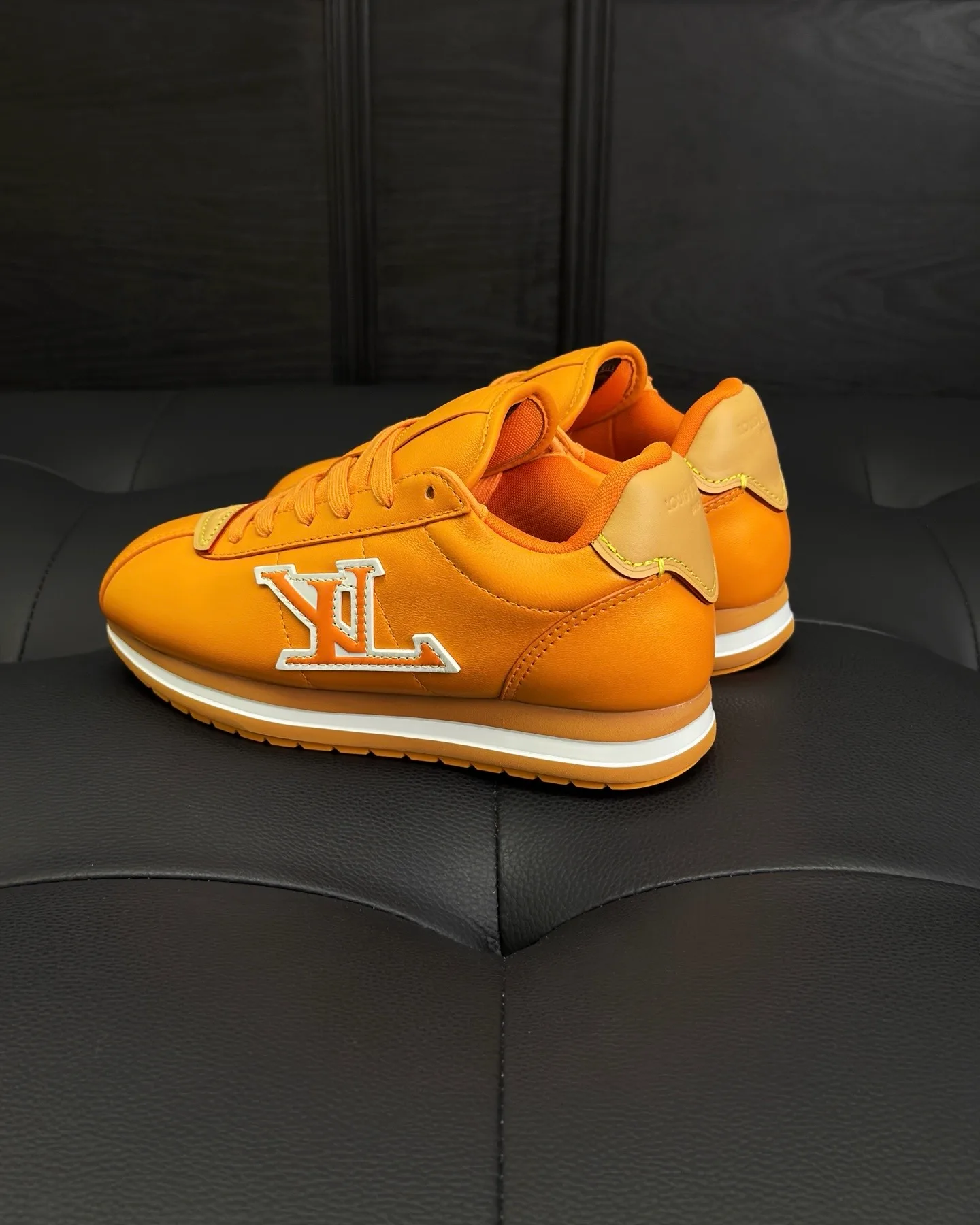 LV BUTTERSOFT Sneaker (Orange/White) — ビュー 7