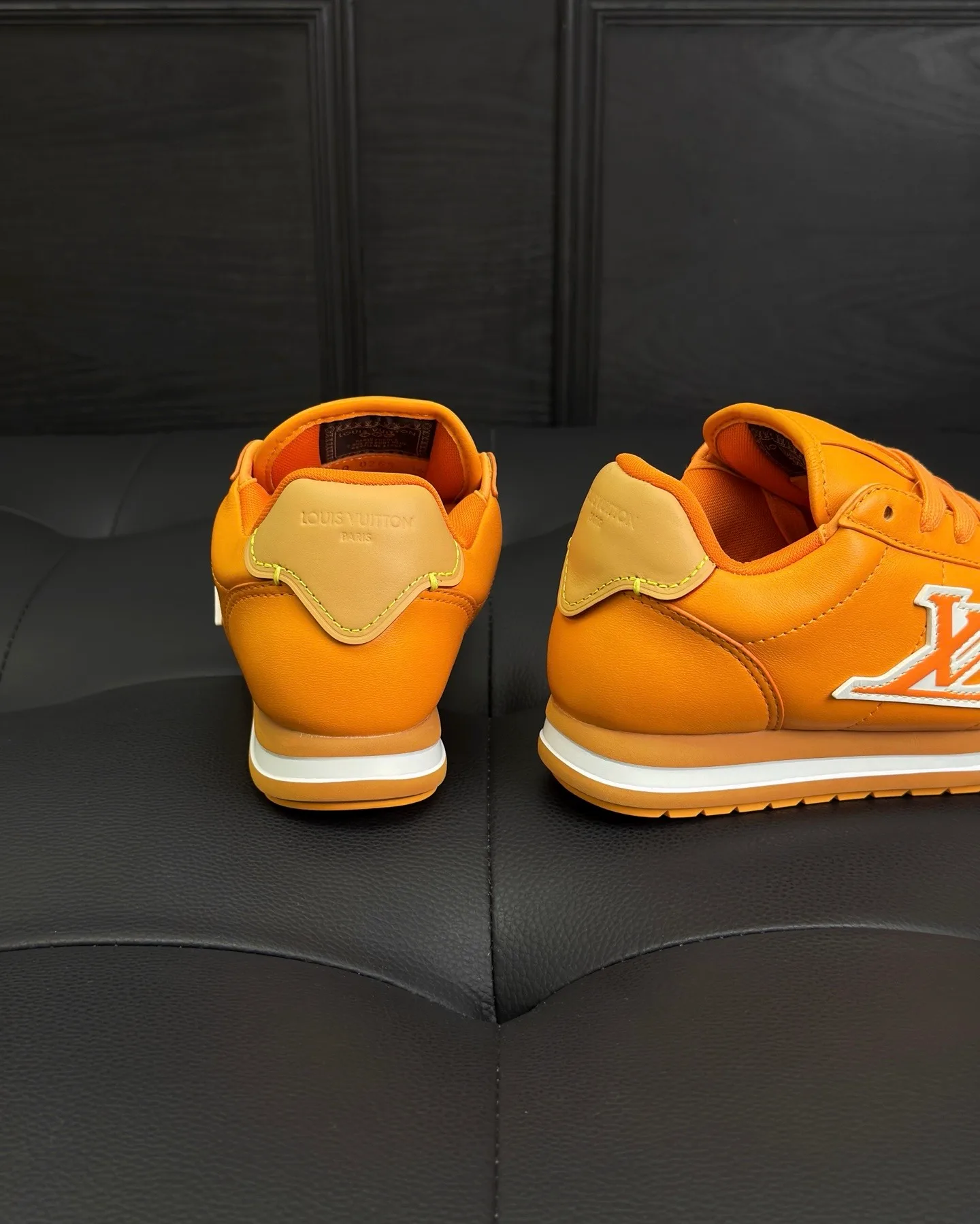 LV BUTTERSOFT Sneaker (Orange/White) — ビュー 9
