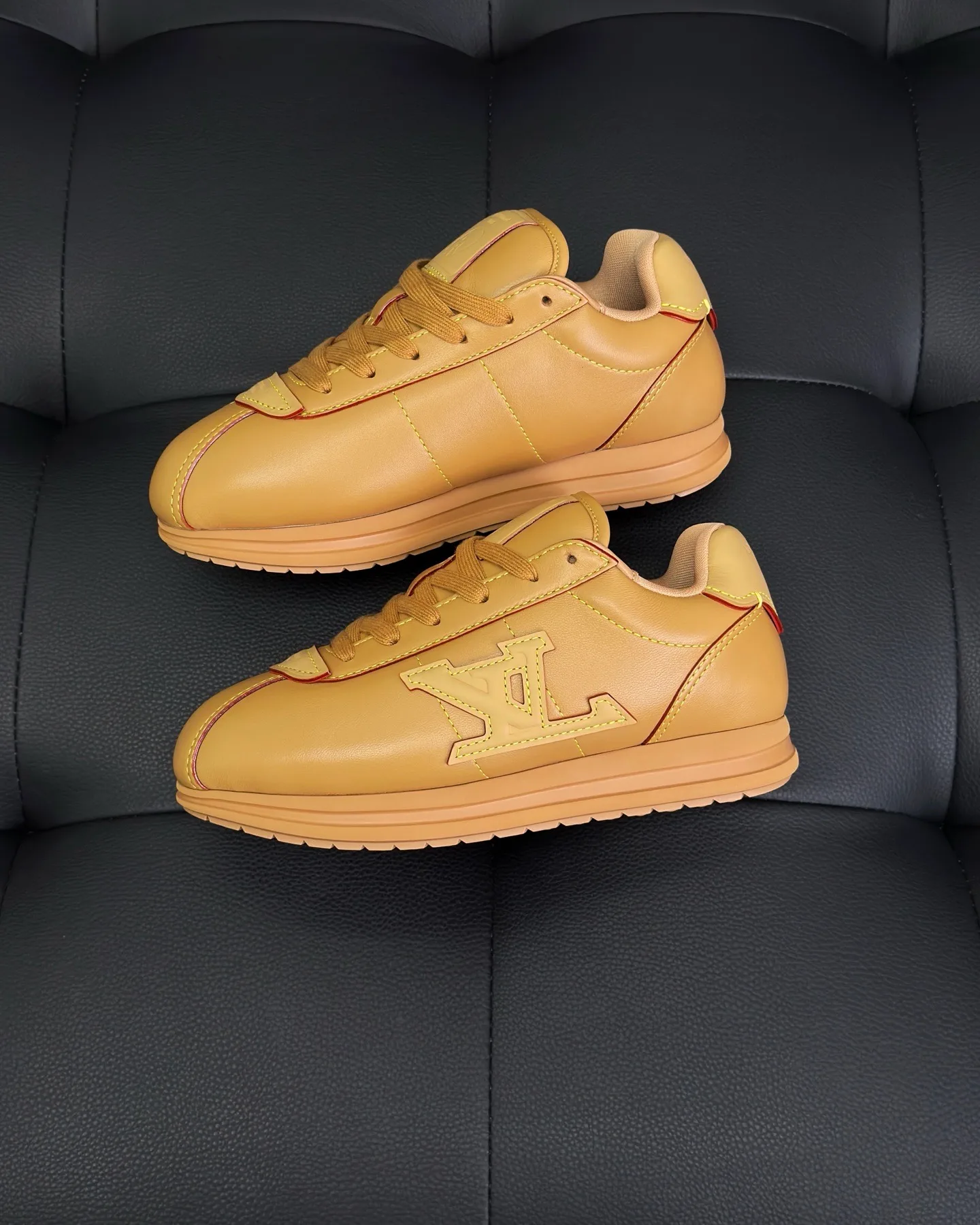 LV BUTTERSOFT Sneaker (Orange) — 보기 3