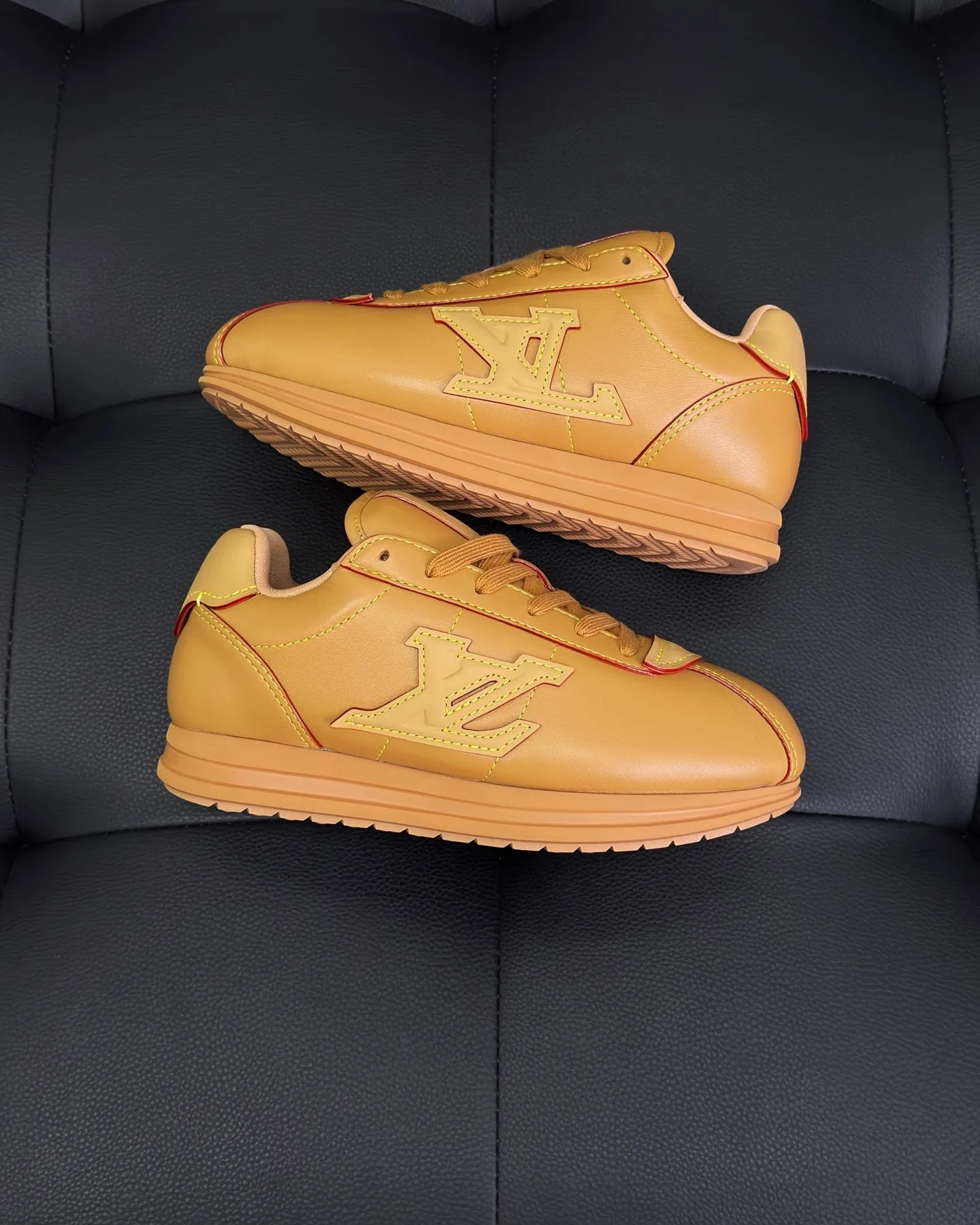 LV BUTTERSOFT Sneaker (Orange)