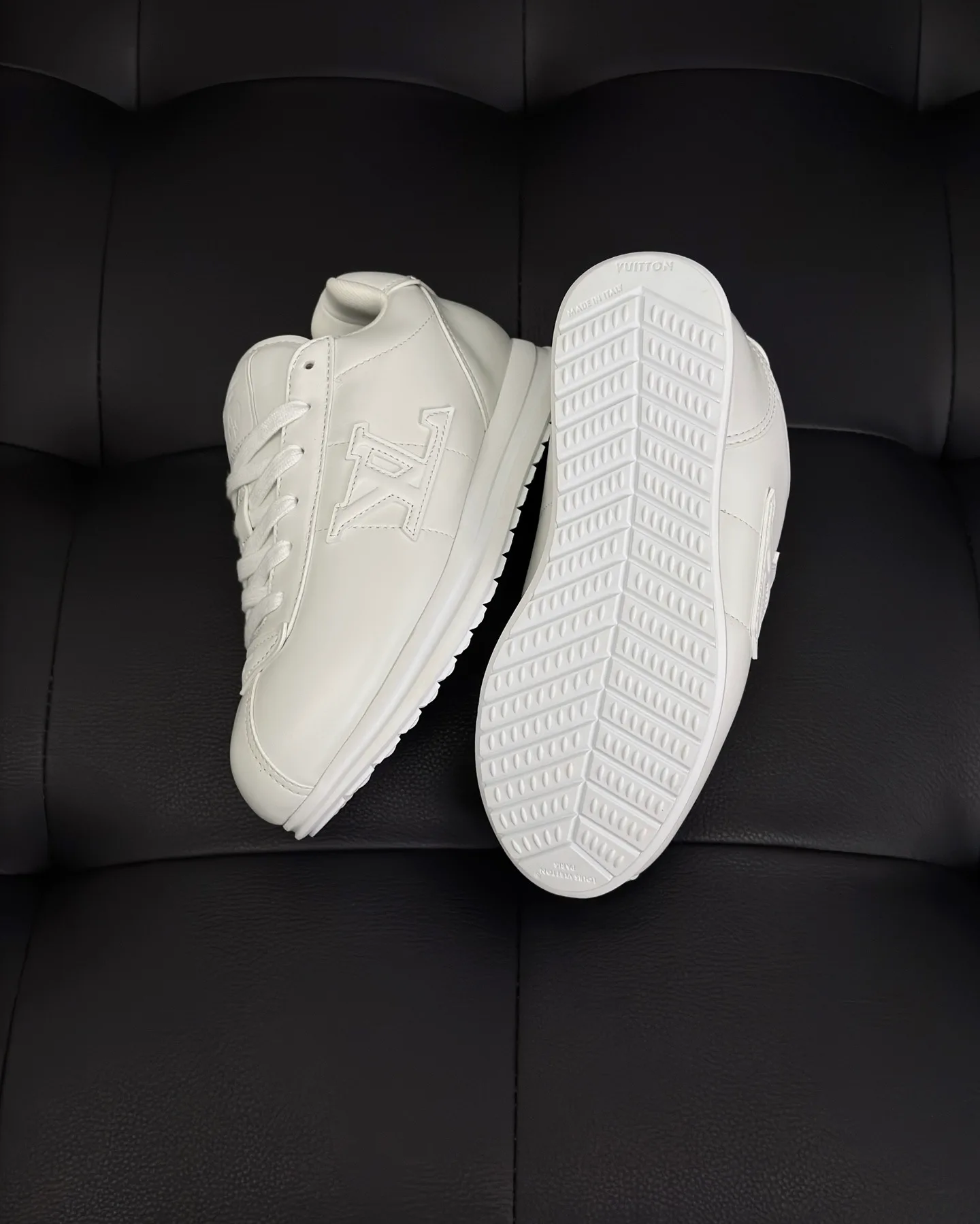 LV BUTTERSOFT Sneaker (White) — ビュー 8
