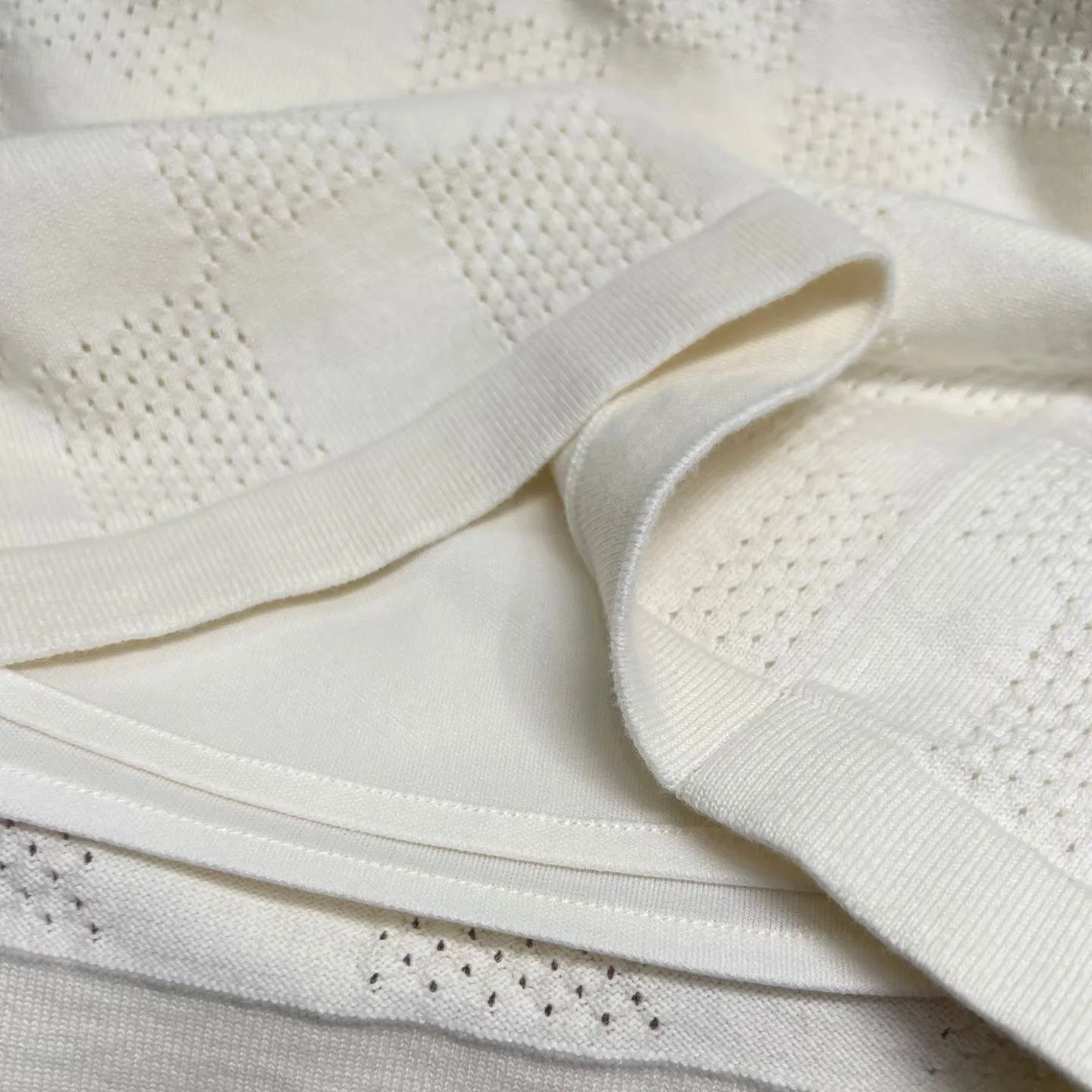 LV Damier French Terry Shorts (Pale Yellow) — 圖 6