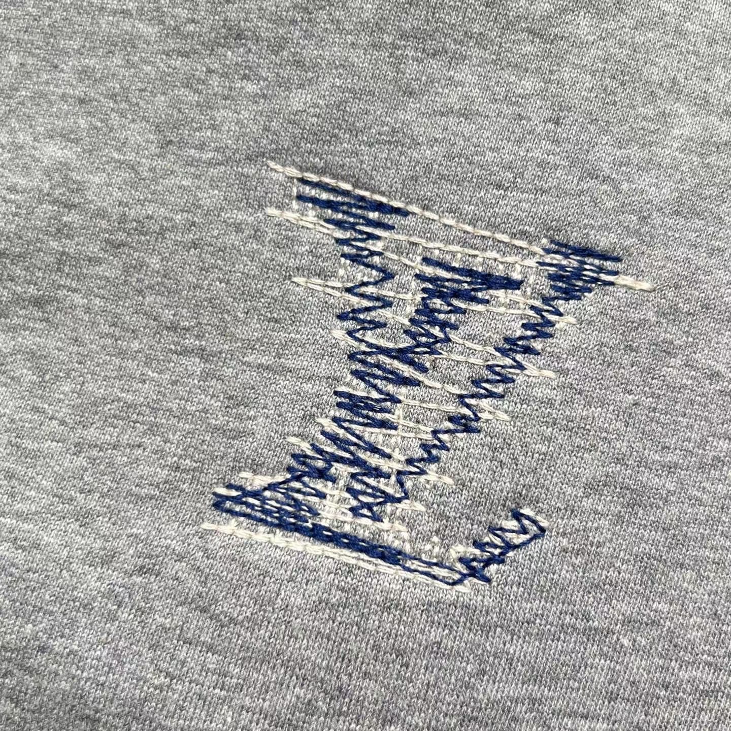 LV Embroidered Signature Shorts — ビュー 4
