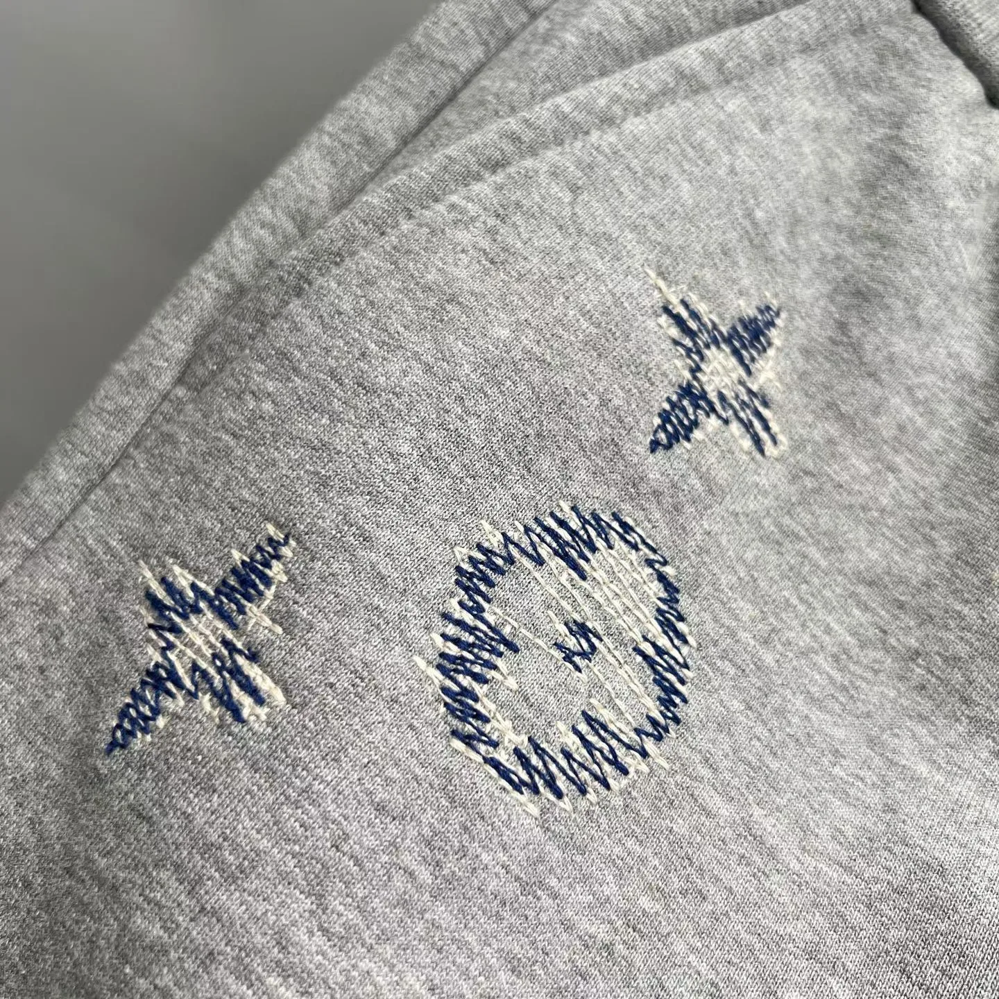 LV Embroidered Signature Shorts — ビュー 6