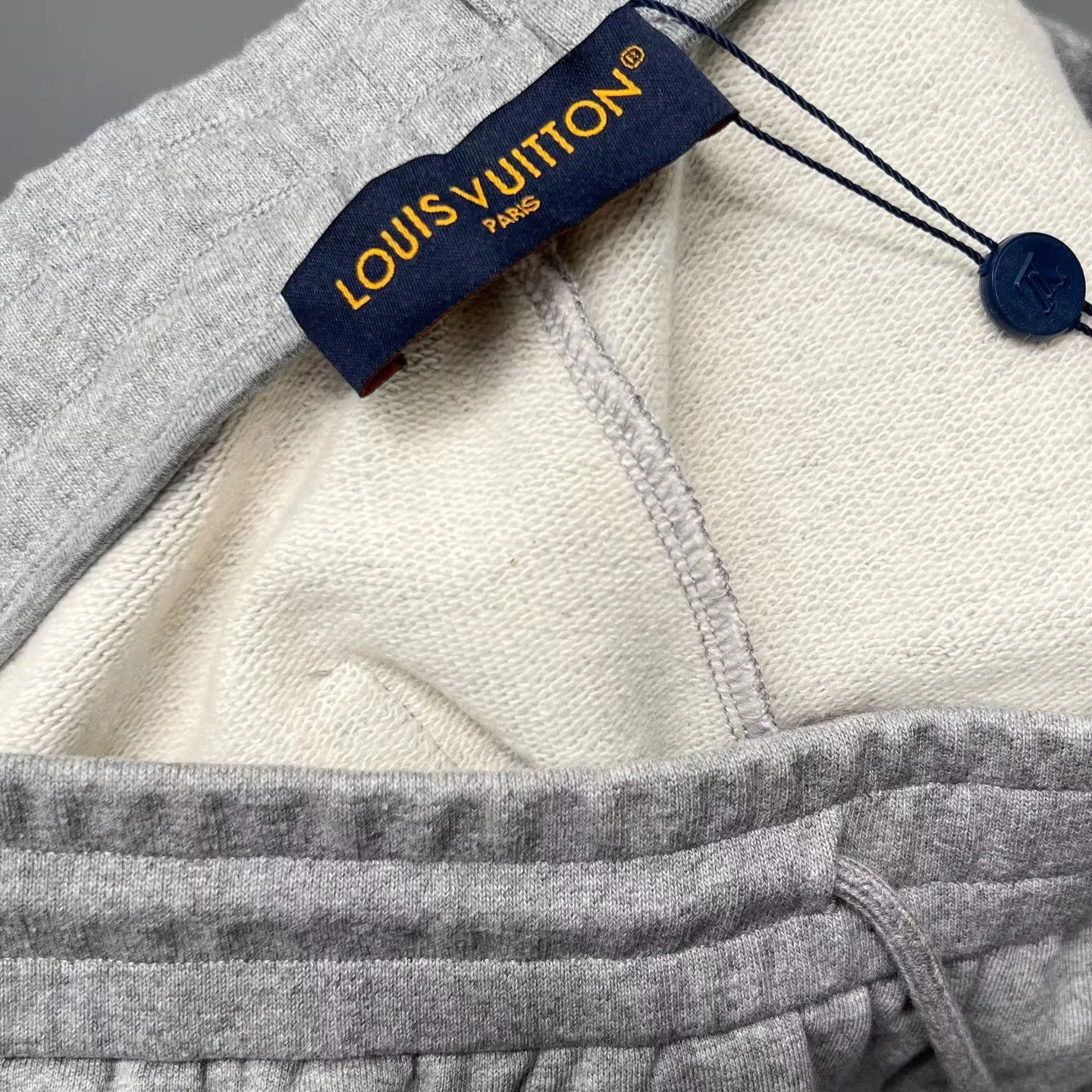 LV Embroidered Signature Shorts — ビュー 7