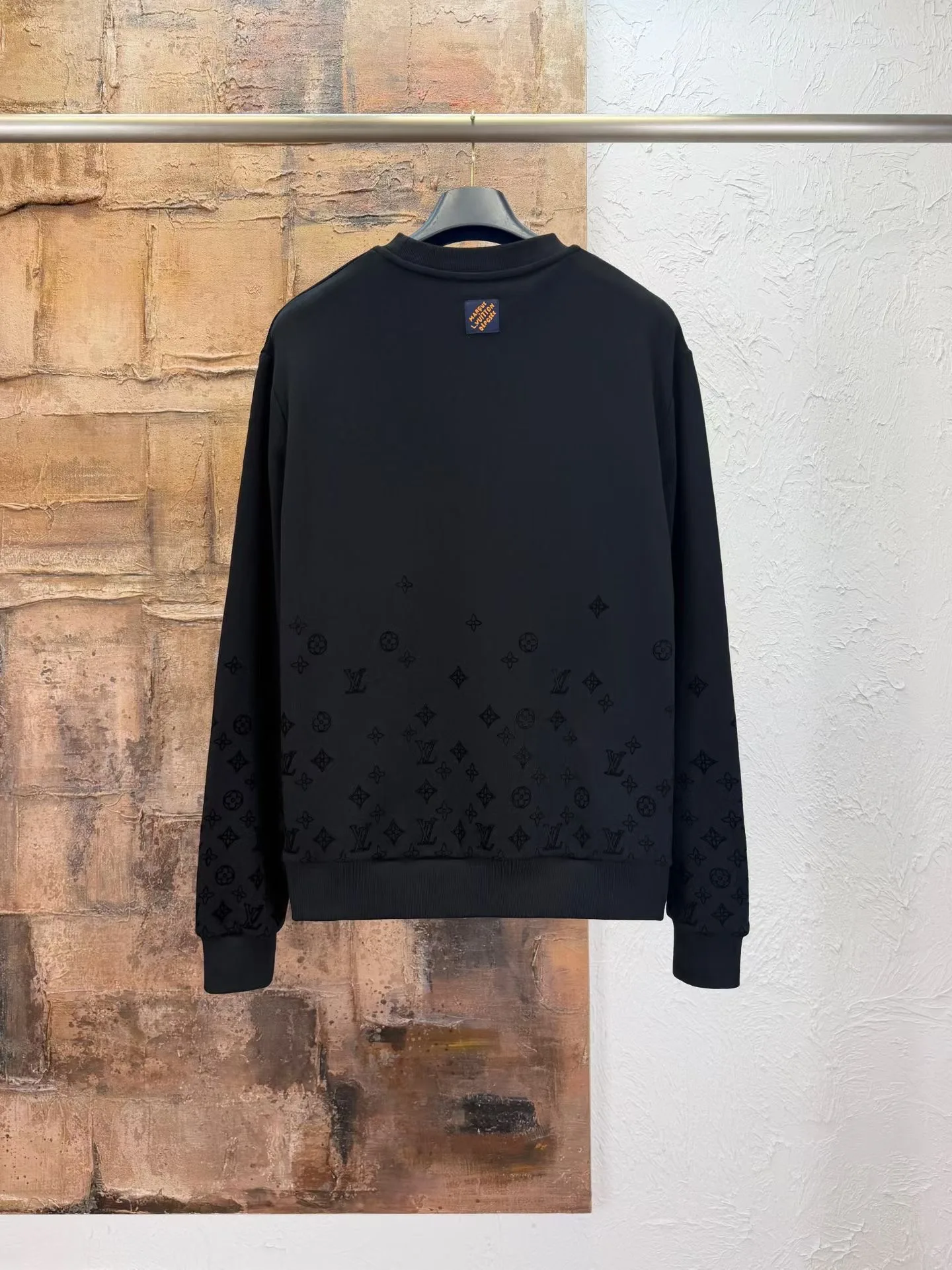 Flock Print Gradient Long-Sleeved Crewneck — 图 2