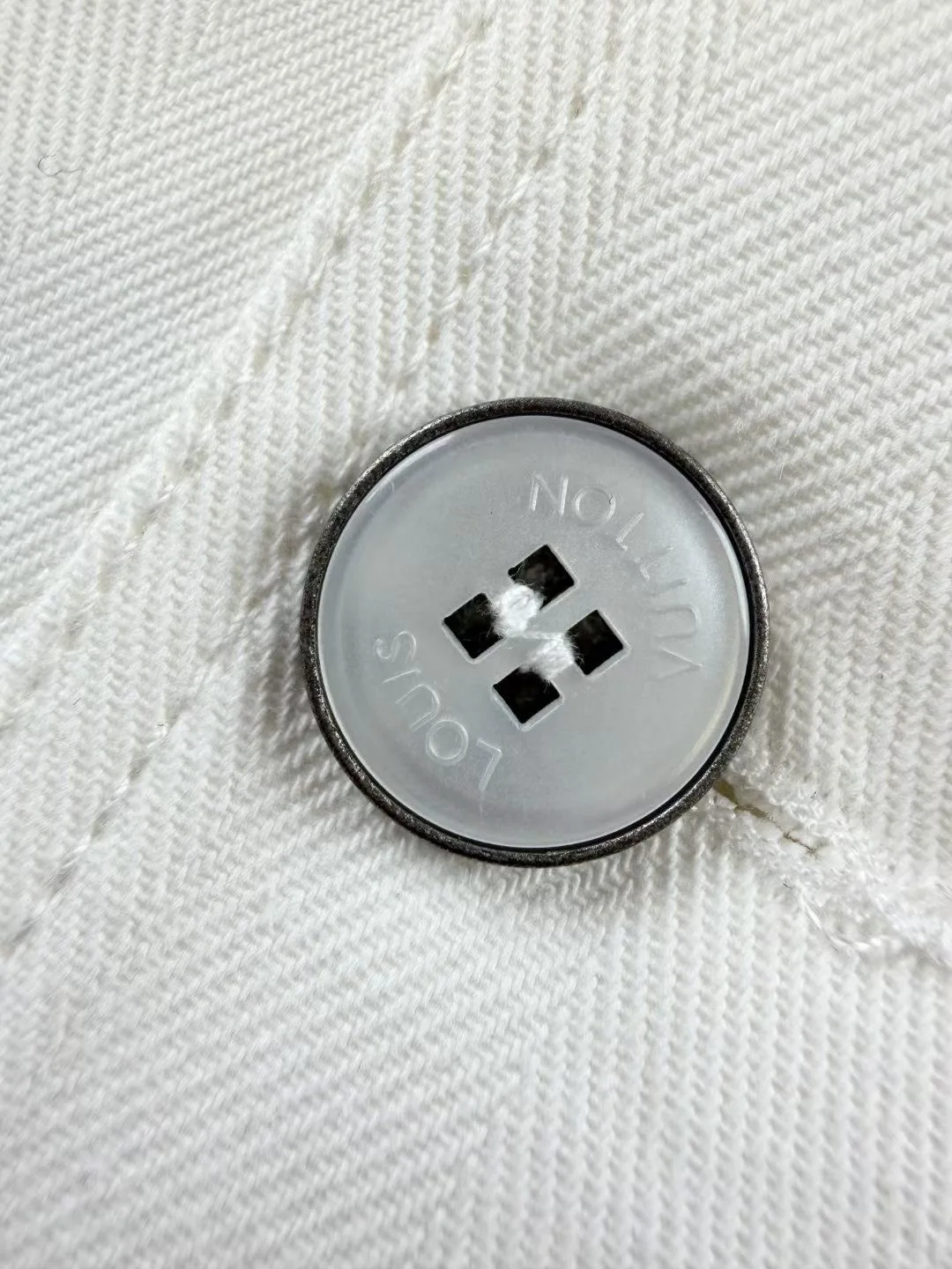 LV Long Sleeve Equipe Shirt — ビュー 4