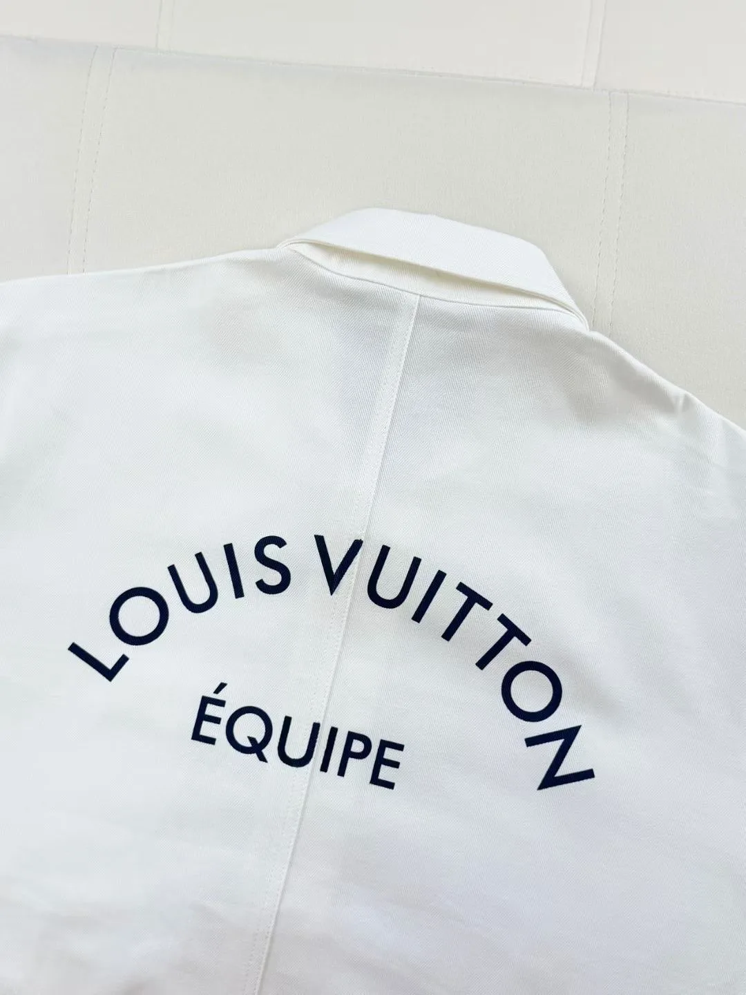 LV Long Sleeve Equipe Shirt — ビュー 6
