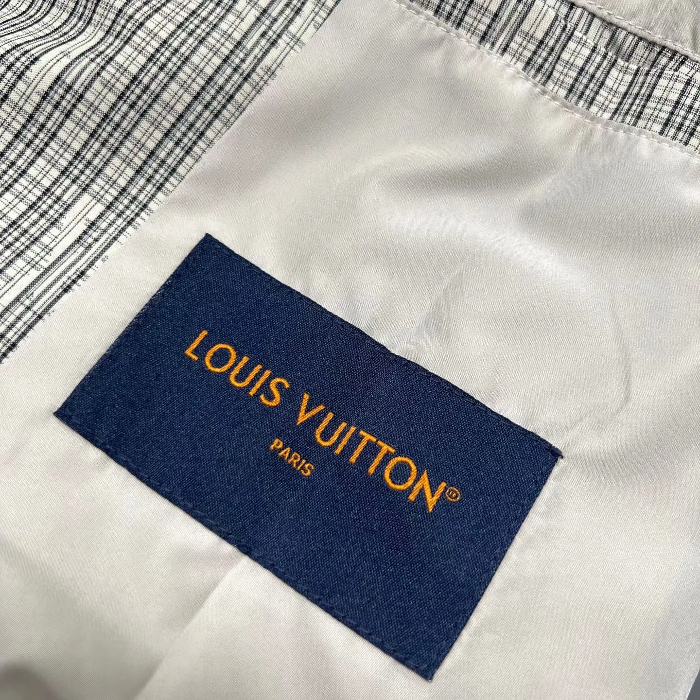 Monogram Check Windbreaker — ビュー 3