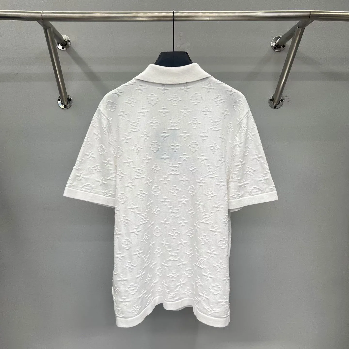 Monogram Short-Sleeved Shirt (Milky White) — 보기 2