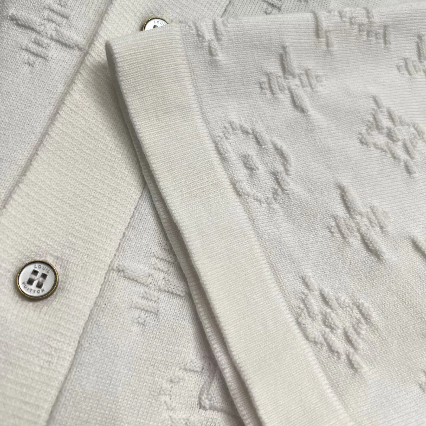 Monogram Short-Sleeved Shirt (Milky White) — 보기 4