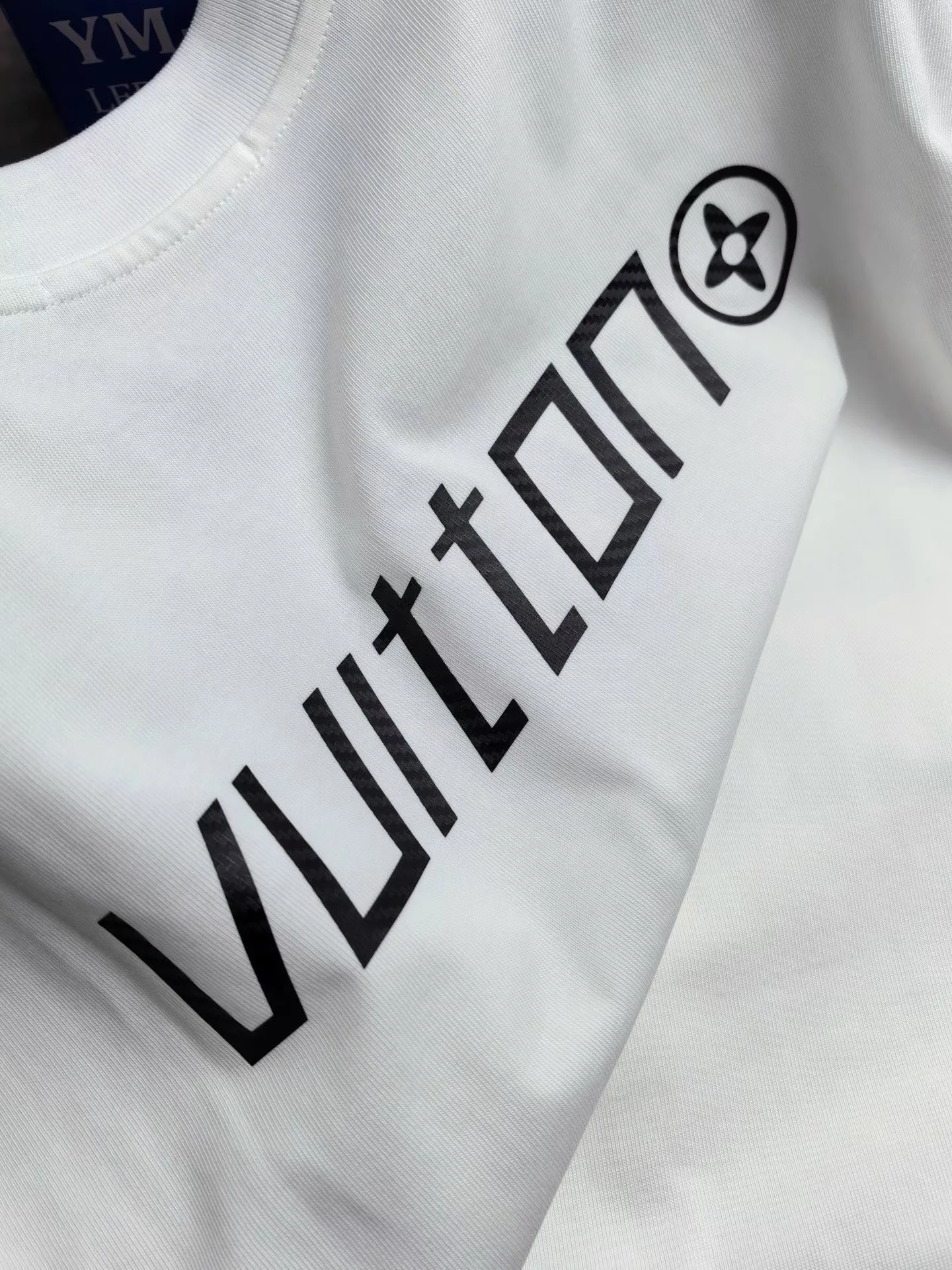 LV Sprinter Motif Printed Signature T-Shirt — 보기 3