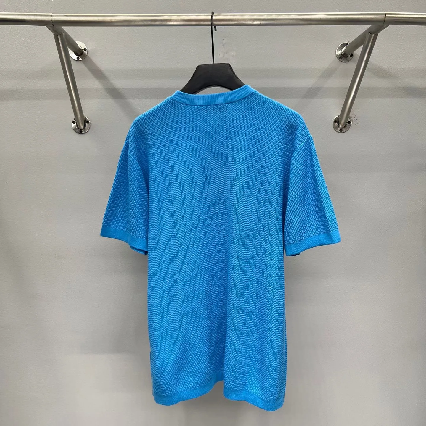 Sun-Bleached Short-Sleeved Crewneck — ビュー 2