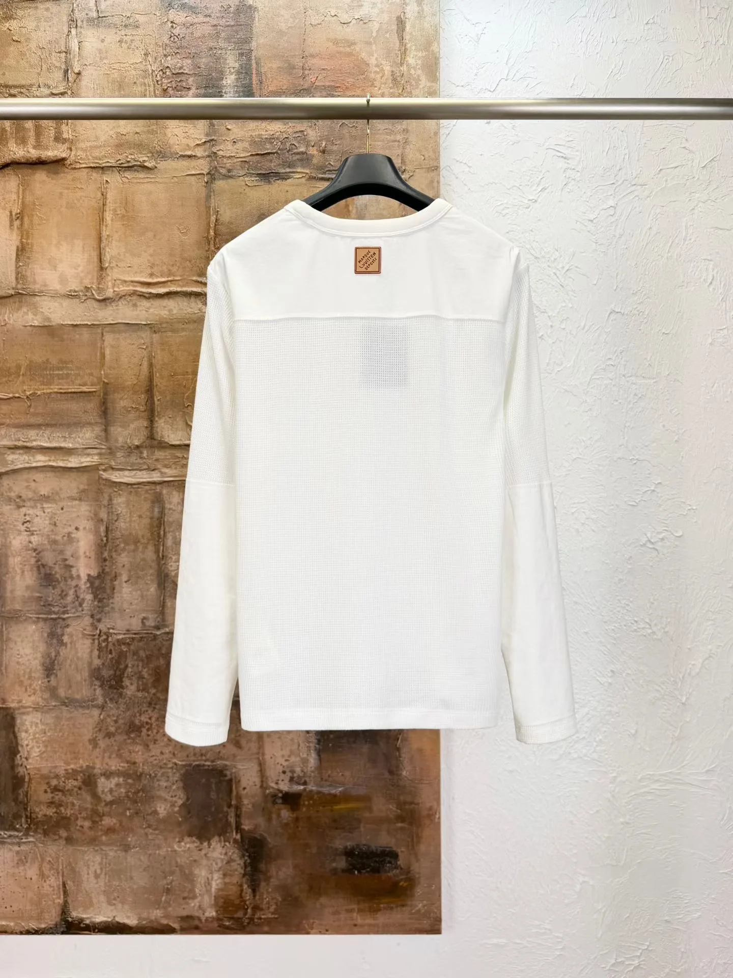 LV Waffle Long-Sleeved Outdoor T-Shirt — view 6