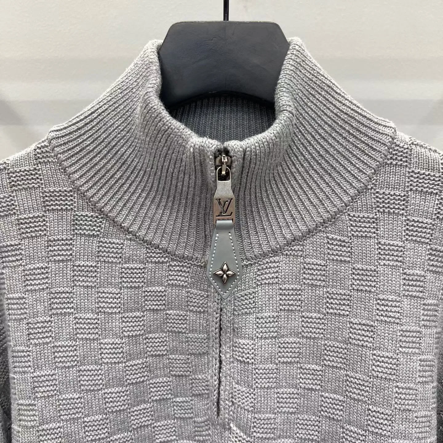 LV Wool-Cashmere Half-Zip Pullover (Grey) — 보기 7