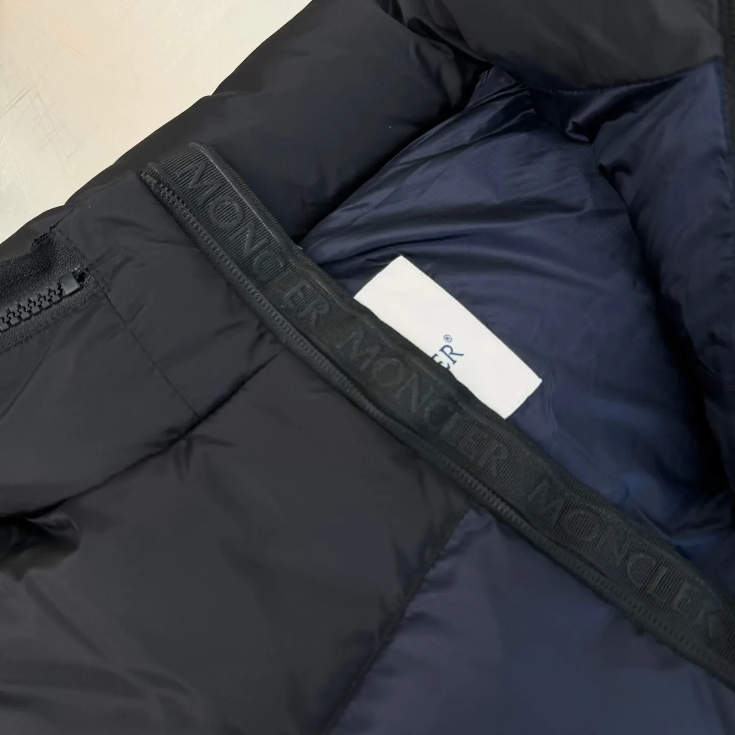 Moncler Ophrys Vest — 图 4