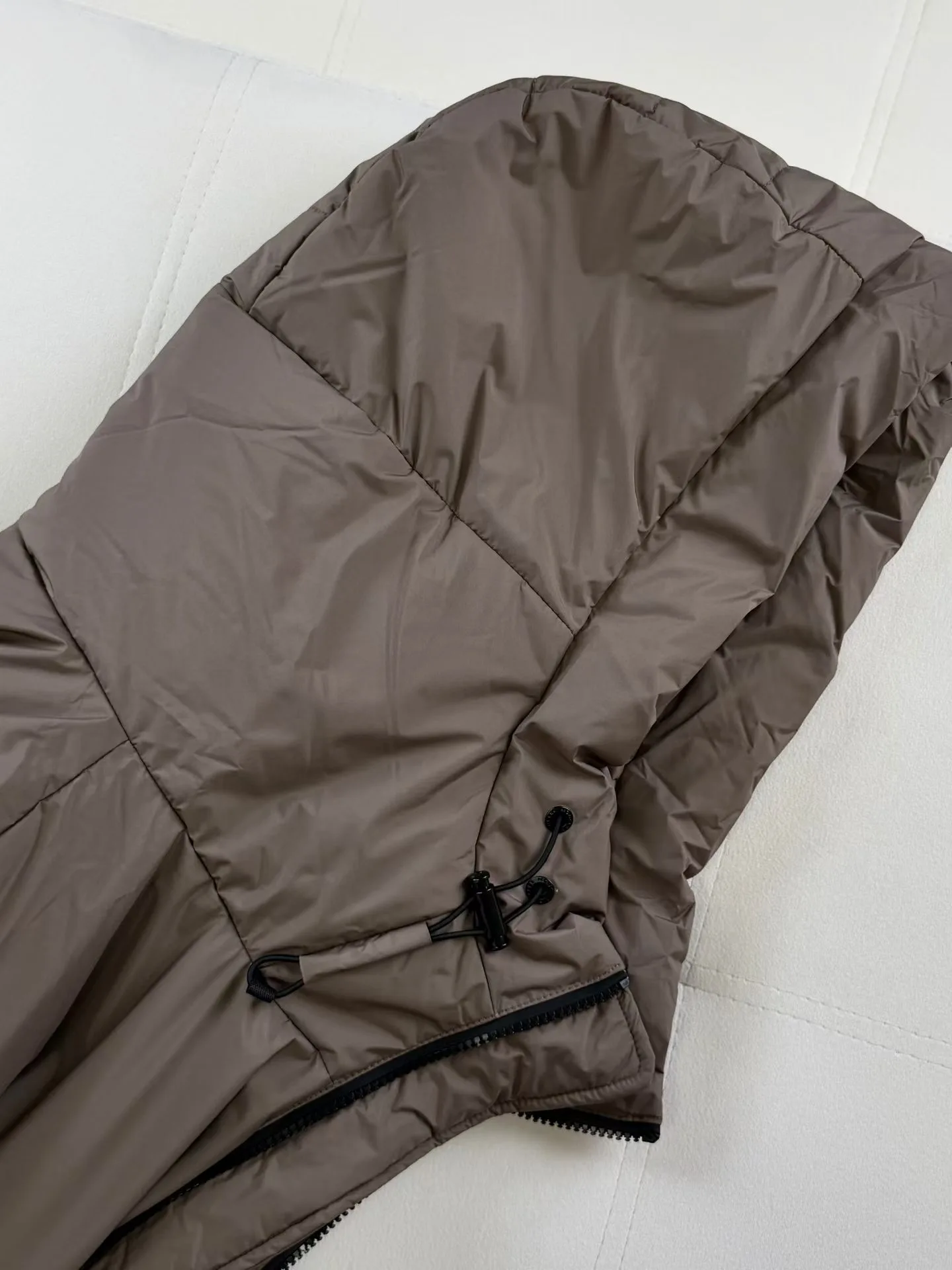 Moncler Timor Hooded Jacket (Beige) — ビュー 3