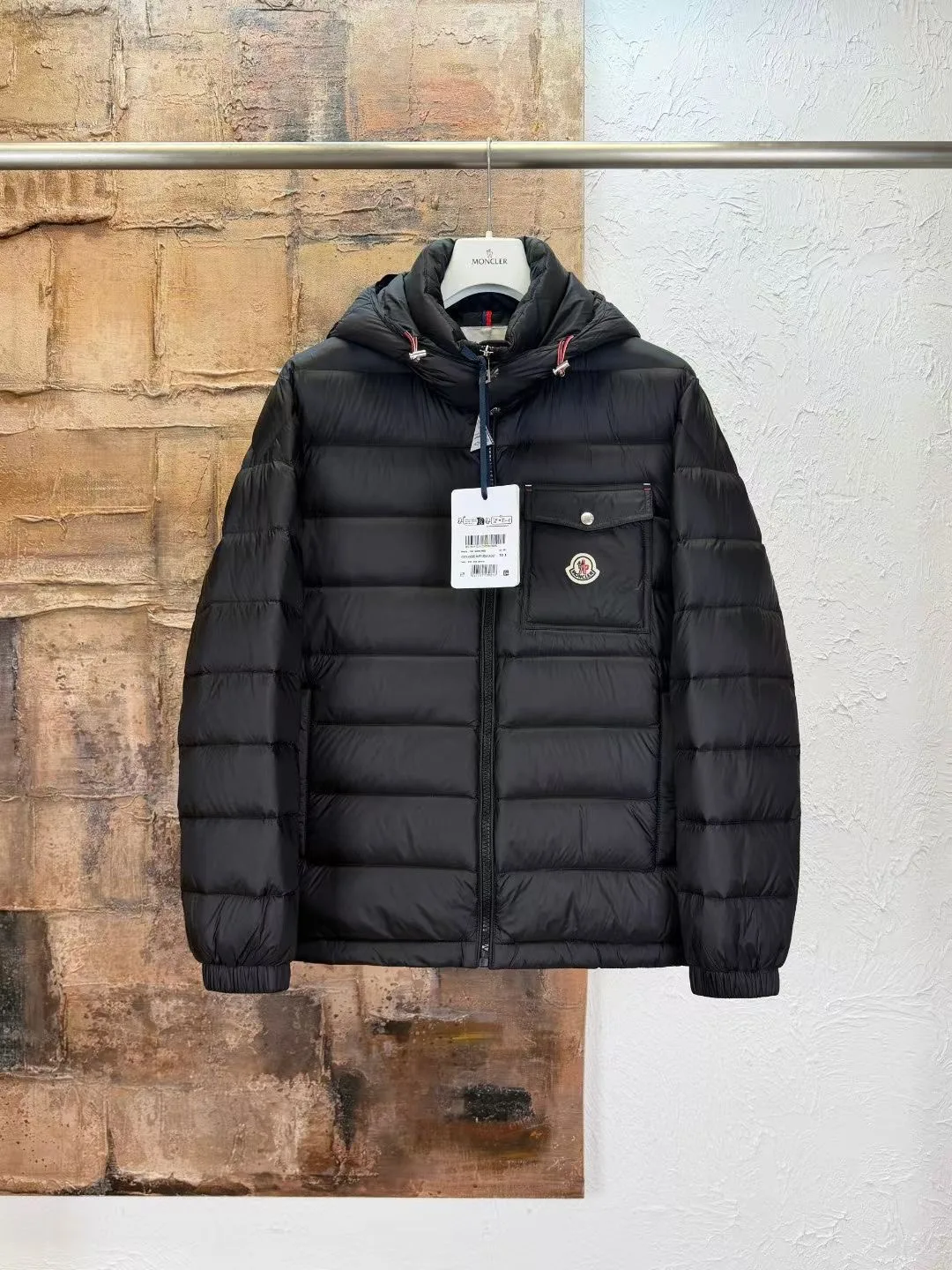 Moncler Verith Hooded Short Down Jacket (Black)