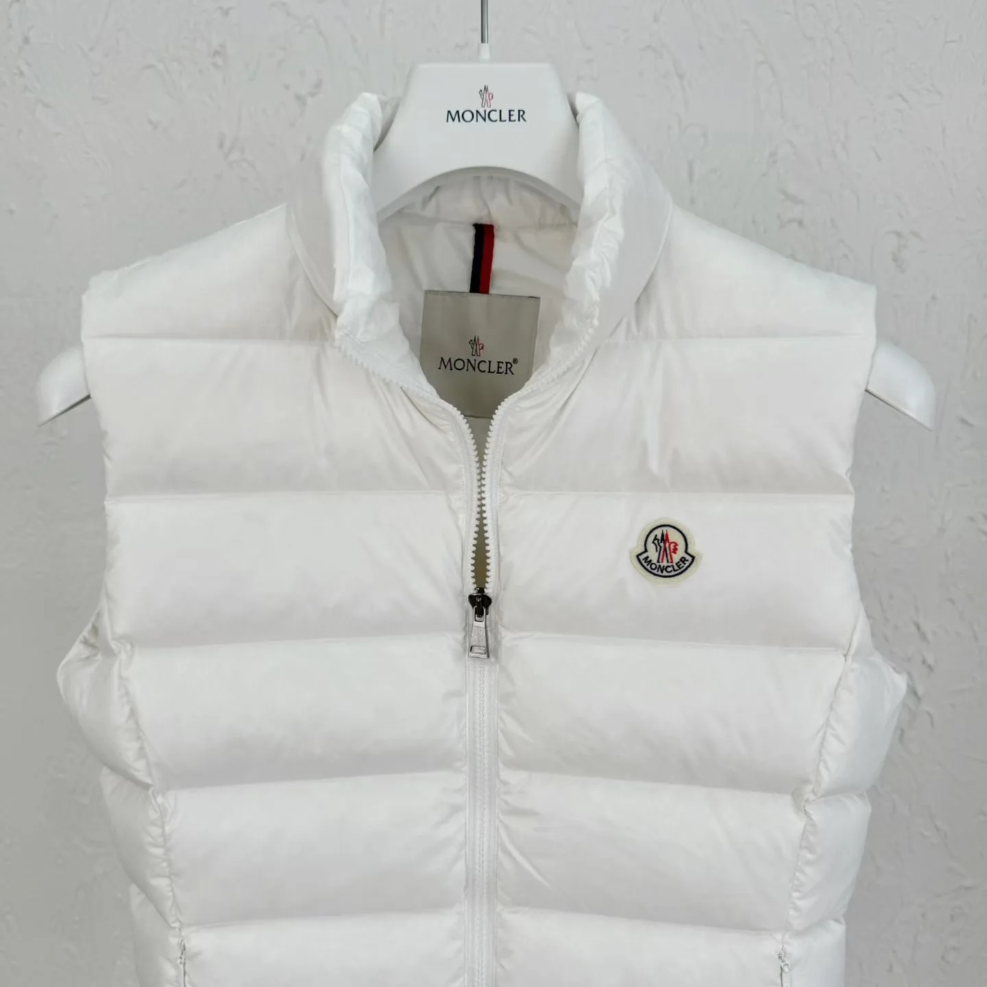 Moncler Womens Ghany Down Gilet (White) — ビュー 7