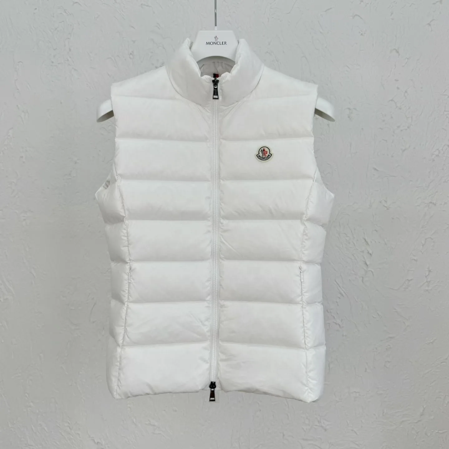 Moncler Womens Ghany Down Gilet (White)