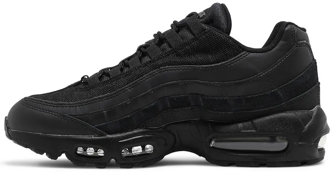 Nike Air Max 95 Essential Triple Black — view 2