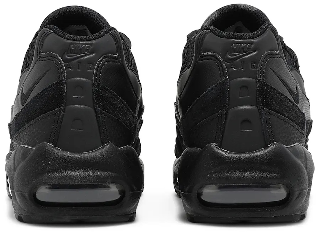 Nike Air Max 95 Essential Triple Black — view 4
