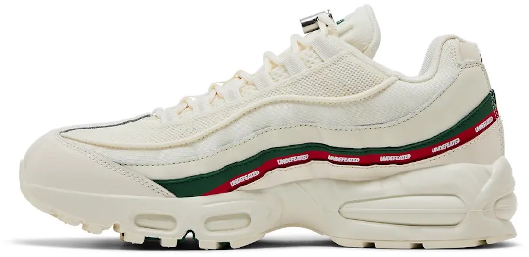 Undefeated x Nike Air Max 95 'Sail' — view 2