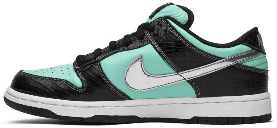 Dunk Low SB x Diamond Supply "Tiffany" — view 2