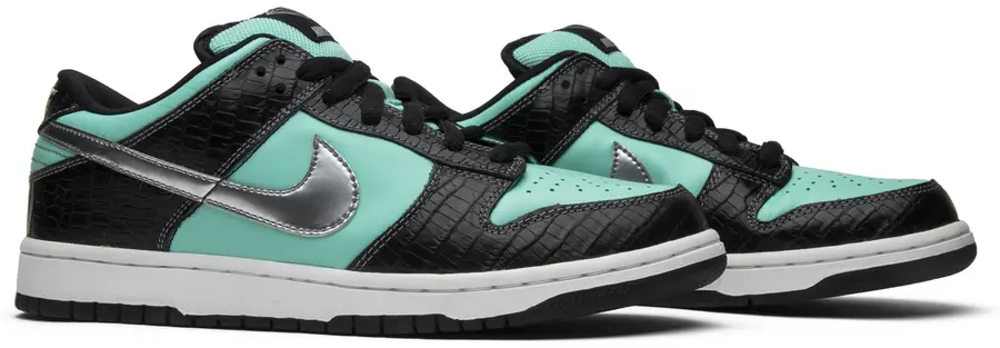 Dunk Low SB x Diamond Supply "Tiffany" — view 4