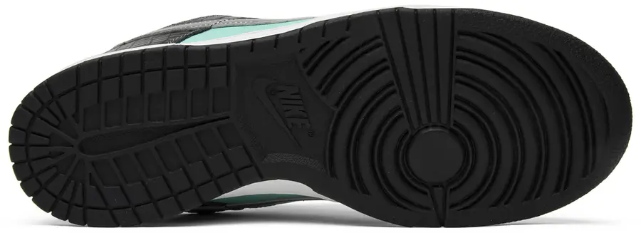 Dunk Low SB x Diamond Supply "Tiffany" — view 5