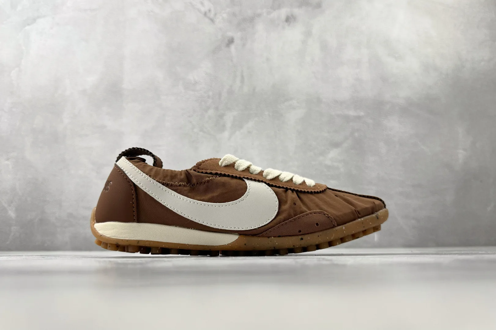 Nike Moon Shoe x Jacquemus (Fauna Brown and Cashmere) — 图 2